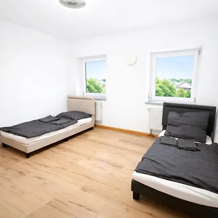 Leta Homes - Zentrale, Moderne Wohlfuehlwohnung Mit Flexiblem, Kontaktlosem Zugang & Eigenen Parkplaetzen